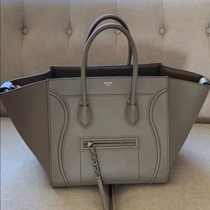 CELINE medium Taupe bag⚜️